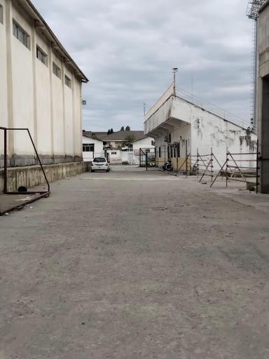 مجموعه ورزشی وحدت