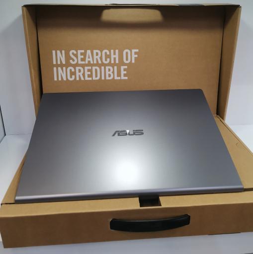 عکس فروشگاه تکتا رایان