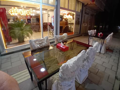 عکس غذاخوری کوراوغلو حاج لطفی