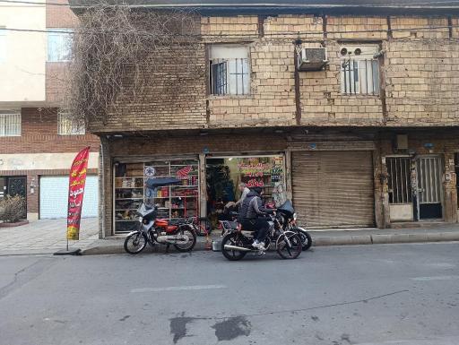 عکس تعمیرگاه موتورسیکلت