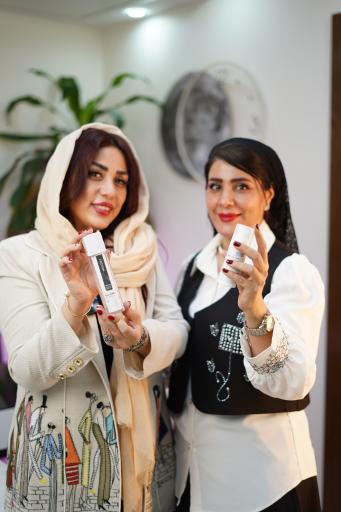 عکس خانه پوست و مو ماهورا