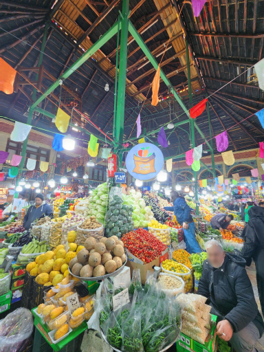 عکس بازار میوه و تره بار تجریش