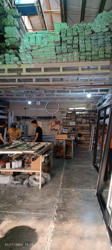 عکس هلکو وین درب و پنجره پی وی سی و آلومینیوم