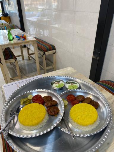 عکس صبحانه و غذاخوری طهران ناشتایی