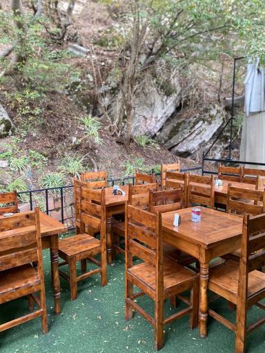 کافه کباب وارنا