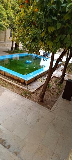 عکس آرامگاه پروفسور علیرضا شاپور شهبازی