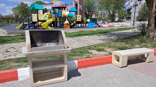 زمین بازی کودکان