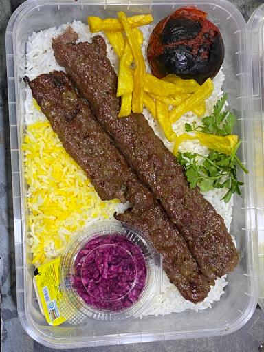 عکس آشپزخانه مرکزی گشنیز