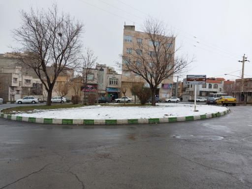 عکس میدان کوهنورد