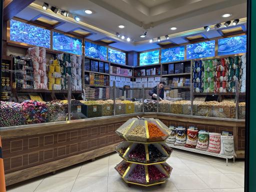 عکس آجیل و خشکبار نمونه