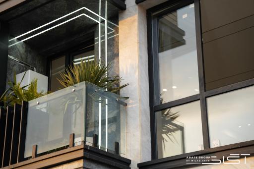 عکس ساختمان آگات 