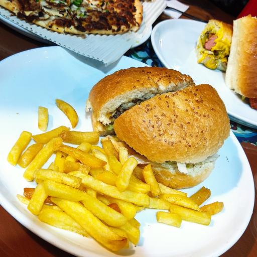 عکس کافه رستوران چهار سو