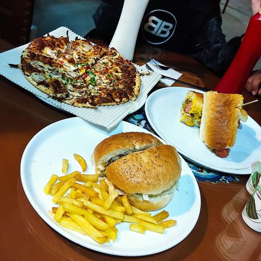 عکس کافه رستوران چهار سو