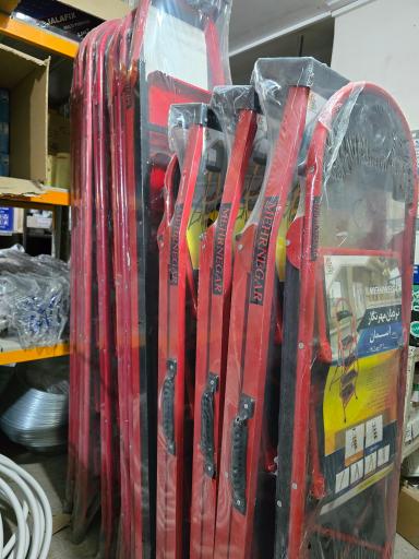 عکس رنگ و ابزار محمدیان