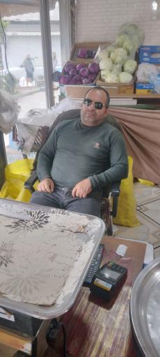 عکس میوه فروشی  فرض الله محمدی 