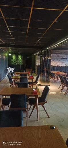 عکس فست فود زنجیره ای عطاویچ