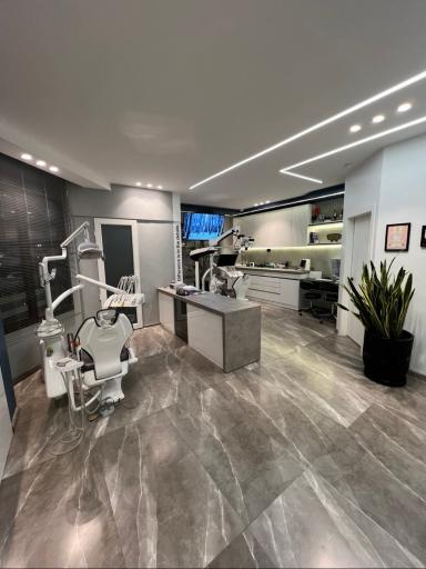 دکتر محمدتقی زرین زاده دکترای حرفه ای دندانپزشکی