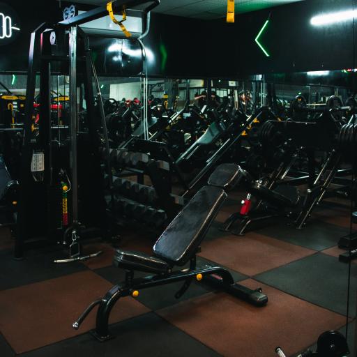 عکس باشگاه بدنسازی آقایان ایرمان