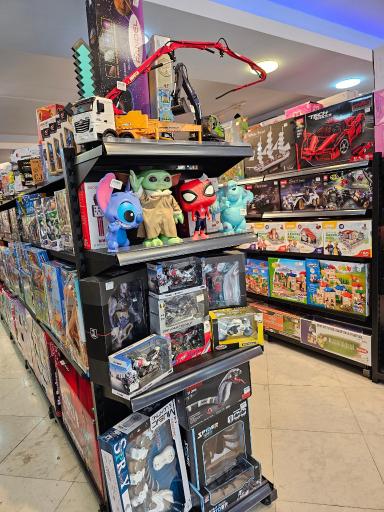 فروشگاه اسباب بازی نیکی توی ۲