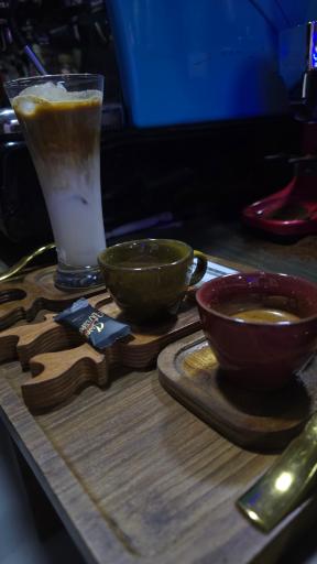 عکس قهوه خانه کاسپین 