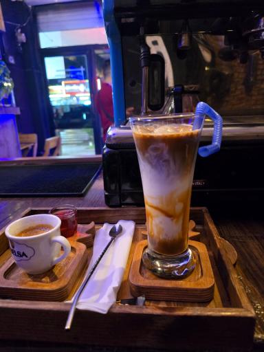 عکس قهوه خانه کاسپین 