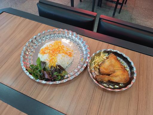 عکس رستوران باران