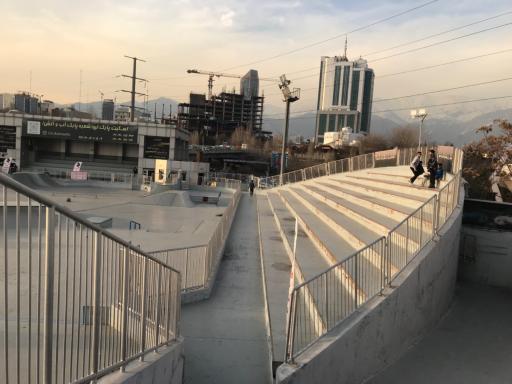 پیست اسکیت آب و آتش