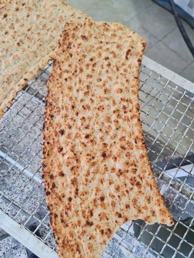 عکس نانوایی سنگک دنا 