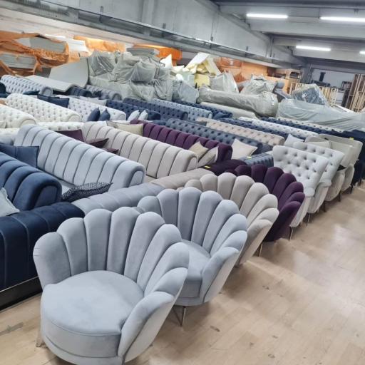 عکس تولید و تعمیرات مبل خاورمیانه