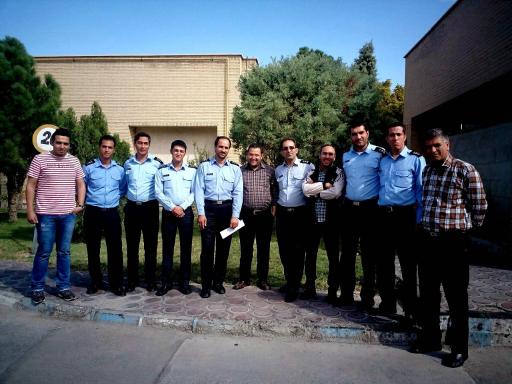 عکس درب ورودی کارخانه بلور نوری تازه