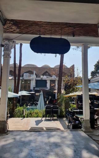 عکس کافه رستوران مس و قالی