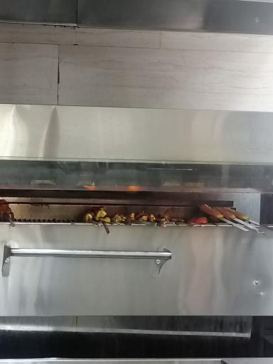 عکس رستوران میزبان