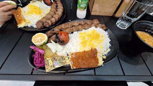 عکس رستوران نیلوفر 