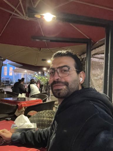 عکس کافه رستوران مس و قالی