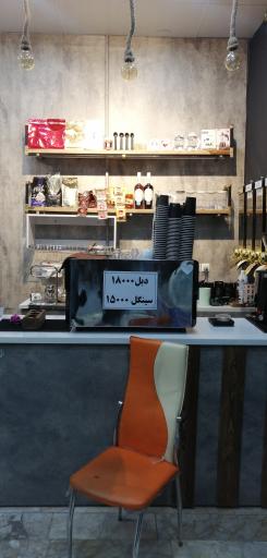 عکس کافه قنادی ریل