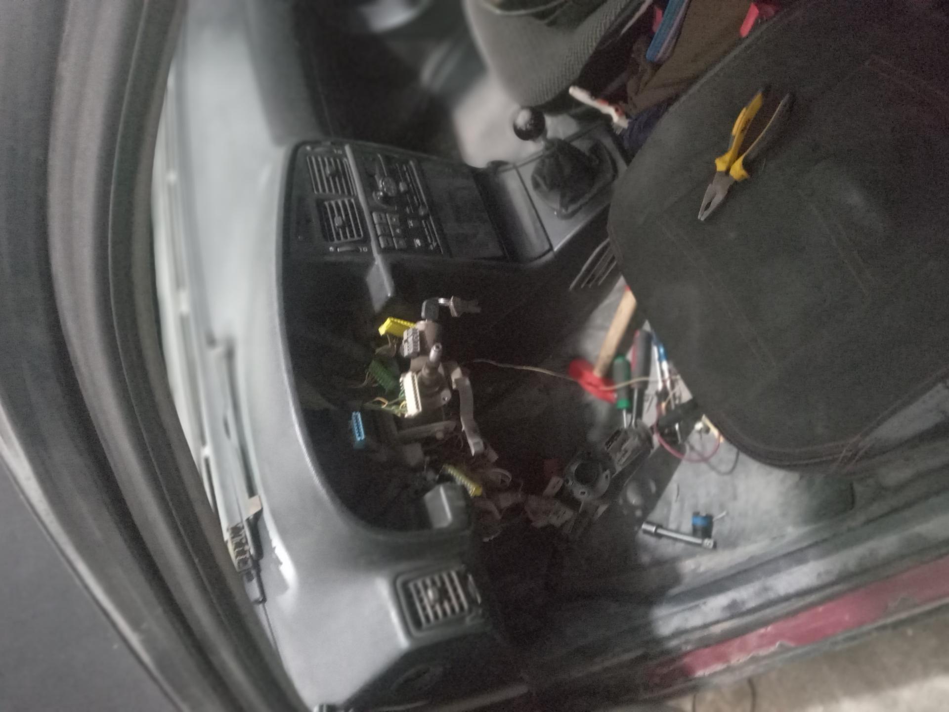 عکس باطریسازی پارس