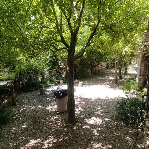 عکس تفرجگاه قلعه سنگی