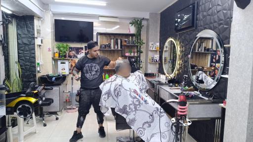 عکس آرایشگاه نقره ای محمد