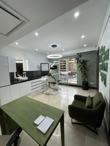 عکس مطب دکتر حمزه مشهور متخصص دندانپزشکی