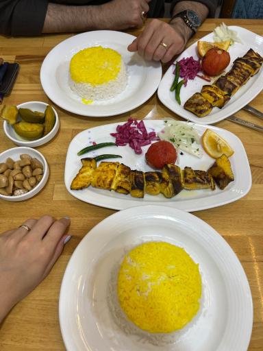 عکس رستوران هواری