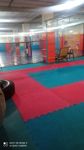 عکس آکادمی ورزشی پوریای ولی