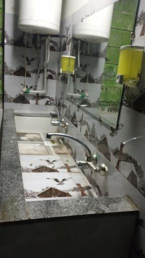 عکس سفره خانه بابا کوهی