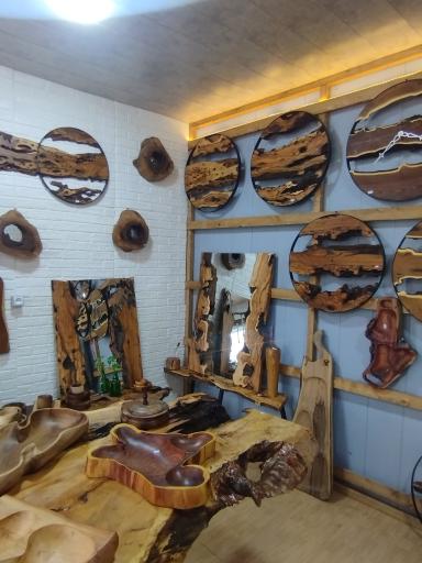 عکس دست سازه های چوبی قصر چوبی