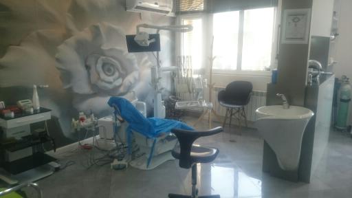 دندانپزشکی دکتر مشایخی 