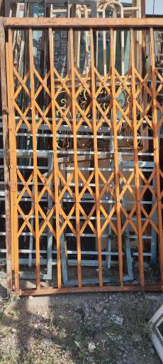 عکس انبار آهن کوثر 