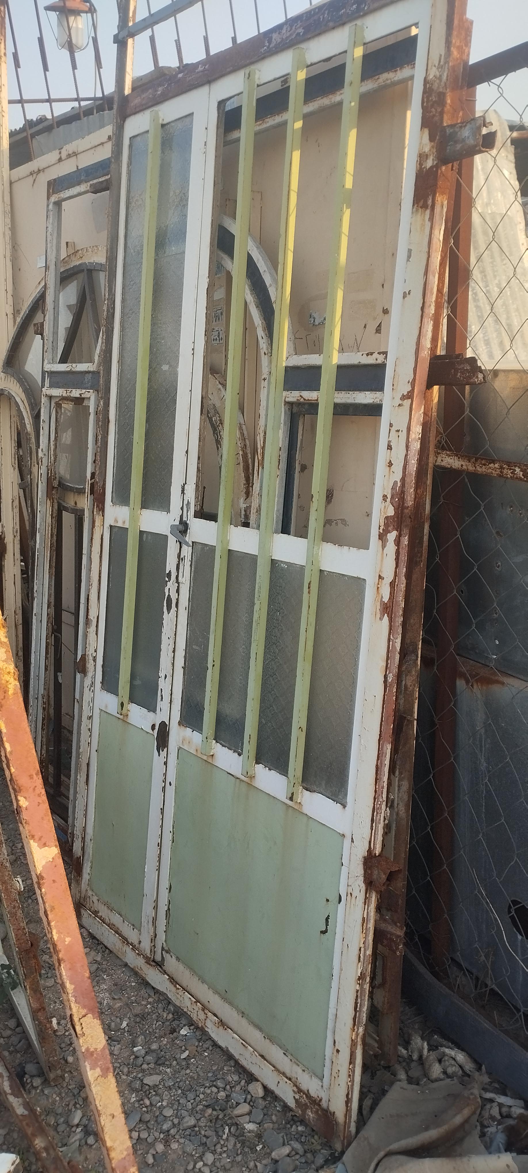 عکس انبار آهن کوثر 