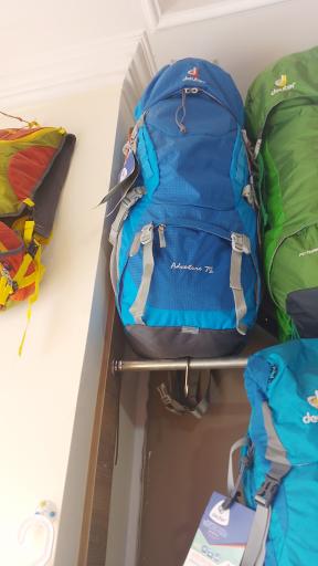 عکس لوازم کوهنوردی و طبیعت گردی افرا