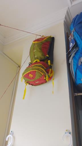 عکس لوازم کوهنوردی و طبیعت گردی افرا