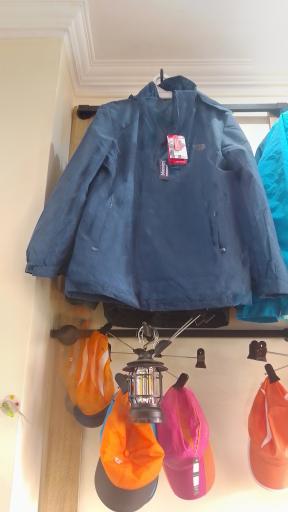 عکس لوازم کوهنوردی و طبیعت گردی افرا