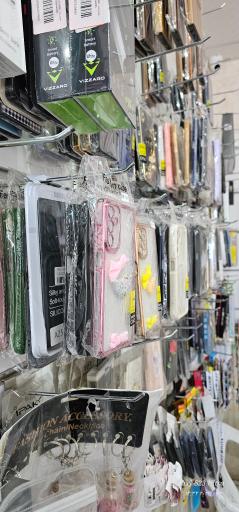 عکس موبایل نیاتل طلایی